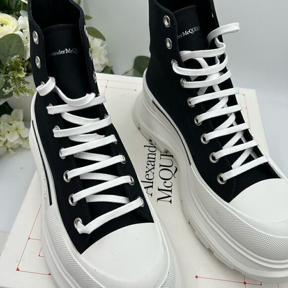 Men’s Alexander McQueen tread slick sneakers, size 46 made in Italy - Picture 3 of 11